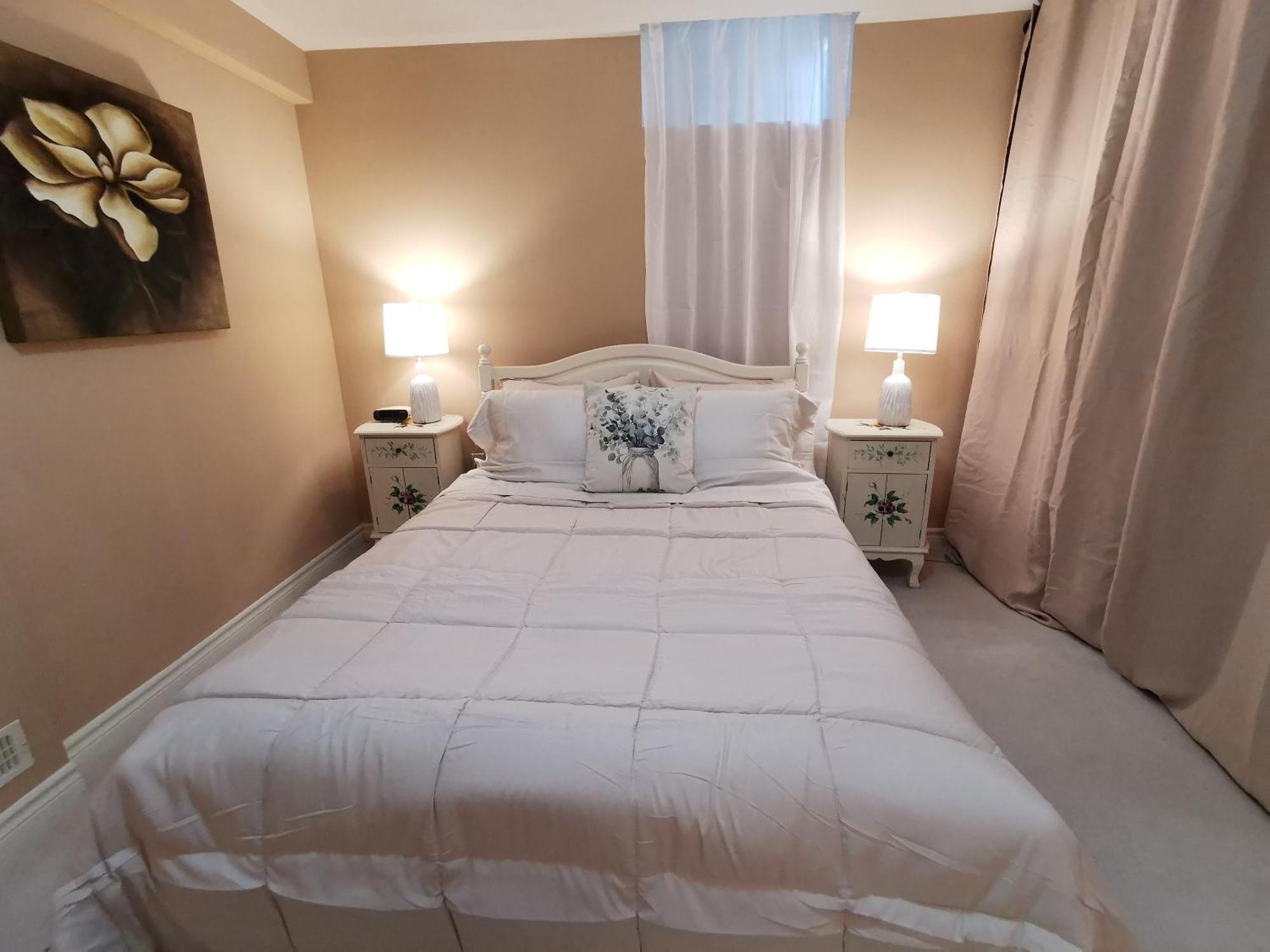 4 Bedroom 3 Washroom Charming Home In Markham With Warm Cozy Vibe Exterior foto